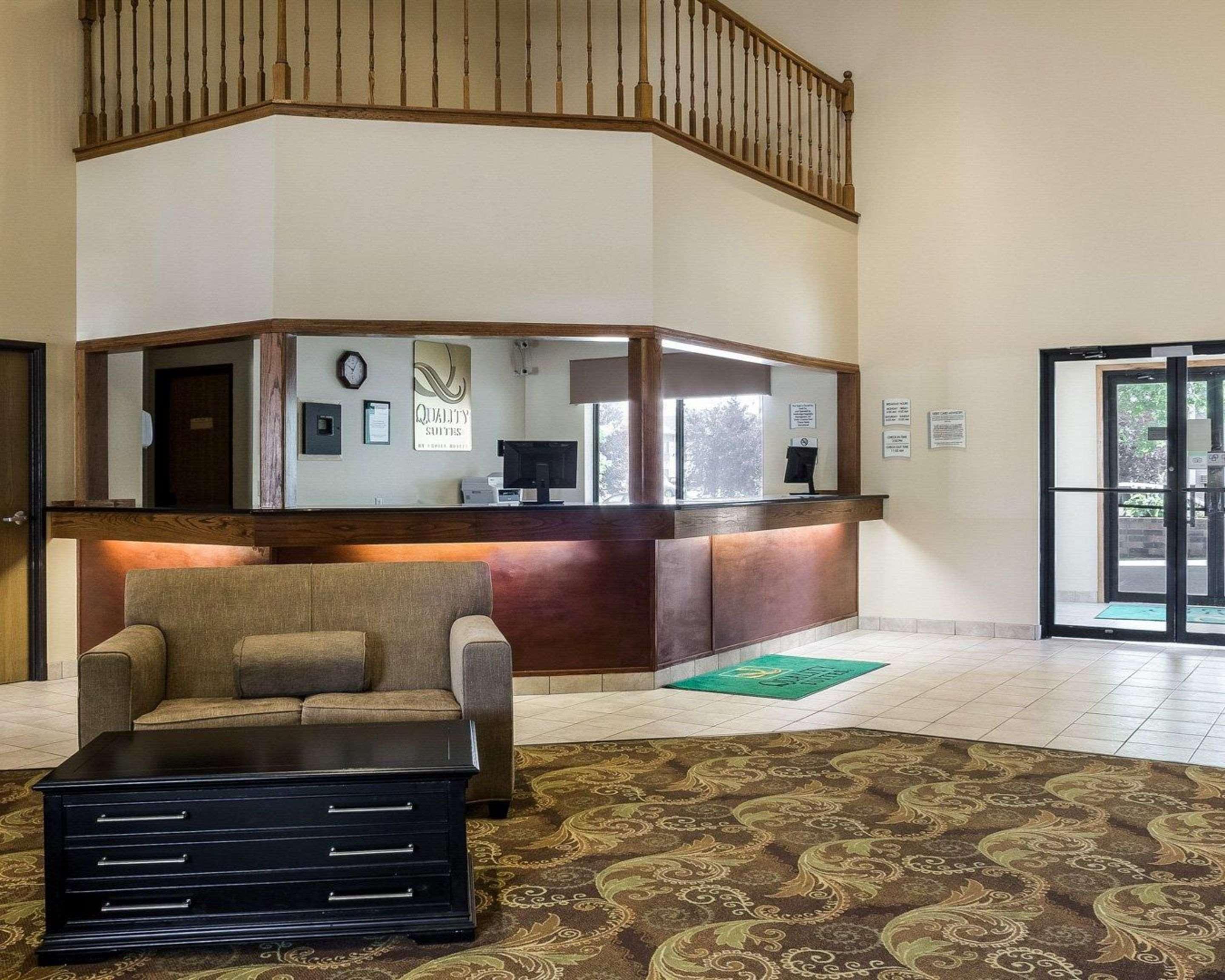 Quality Suites Near West Acres Фарго Экстерьер фото